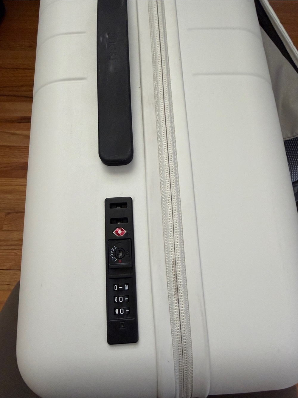 Monos Carry-On Plus - Picture 8 of 16